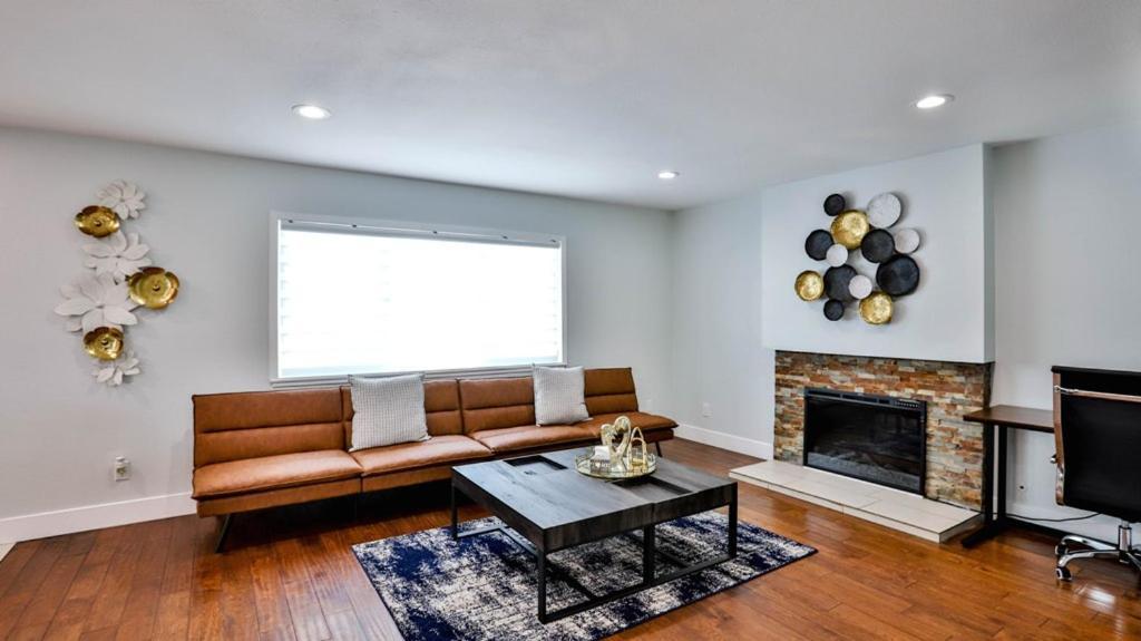 H&H Modern Lux 4Bd 1 King Suite 3 Queen Socal Disney Вестмінстер Екстер'єр фото