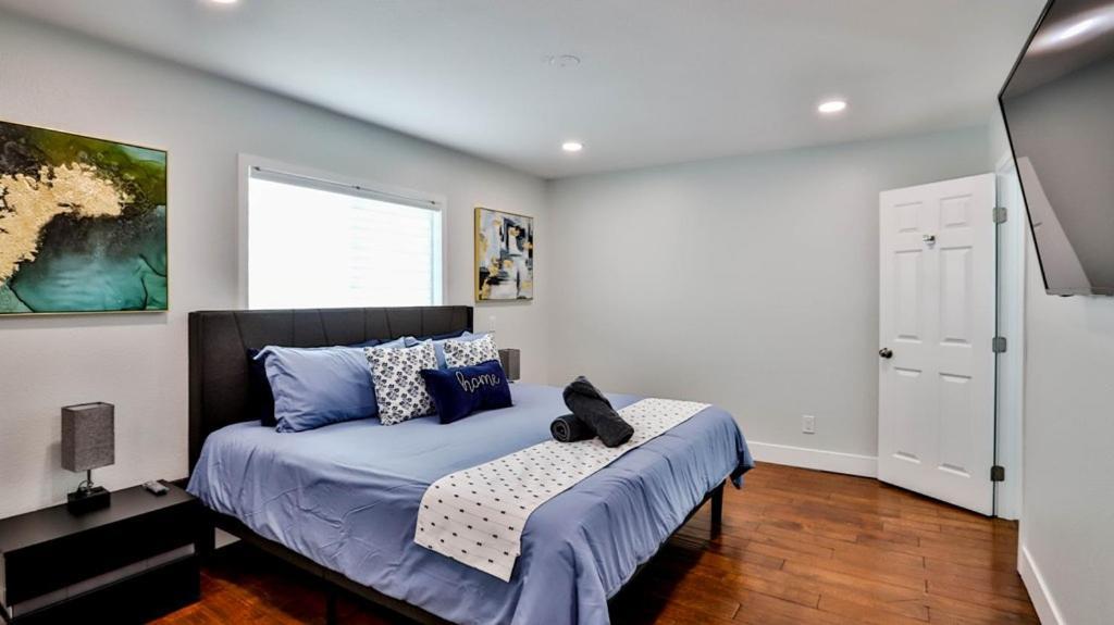 H&H Modern Lux 4Bd 1 King Suite 3 Queen Socal Disney Вестмінстер Екстер'єр фото