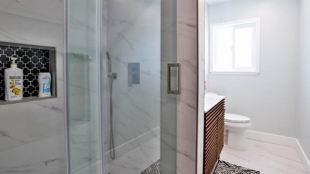 H&H Modern Lux 4Bd 1 King Suite 3 Queen Socal Disney Вестмінстер Екстер'єр фото